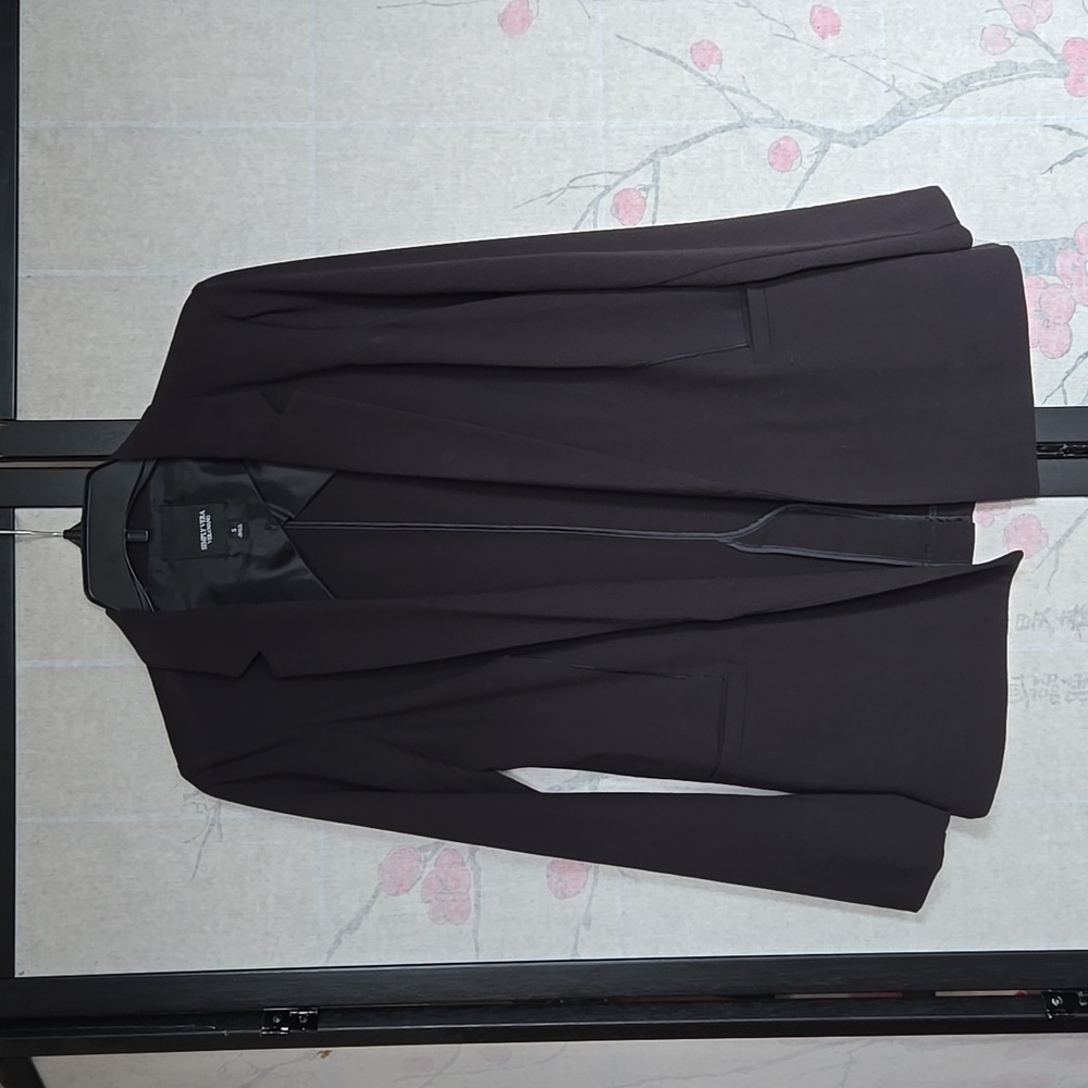 🖤Simply Vera Wang Sleek Black Blazer